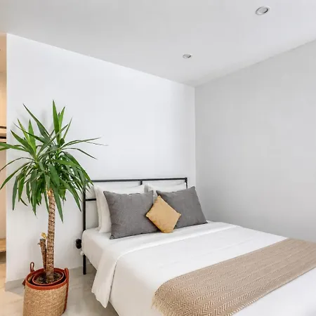 Entièrement Rénové ,central, Près Du Port Et Des Plages Appartement Bandol